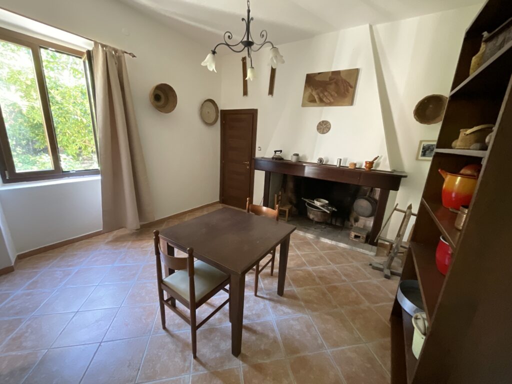 Sala n°4 Pianoterra di Casa Amsicora, Progetto Abreskia - Samugheo, Sardegna